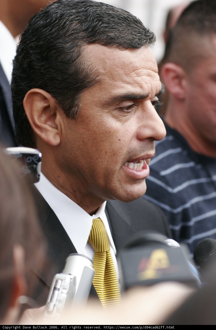 Mayor Antonio Villaraigosa Addresses the Crowd