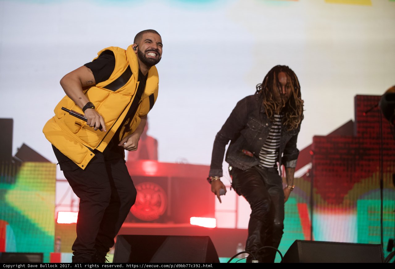Drake and Lil Wayne light up the Grammy stage
