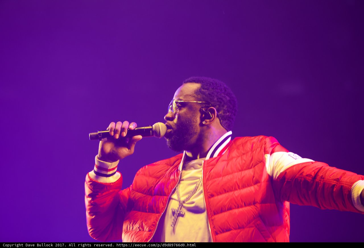 Red Jacket Soloist at Coachella