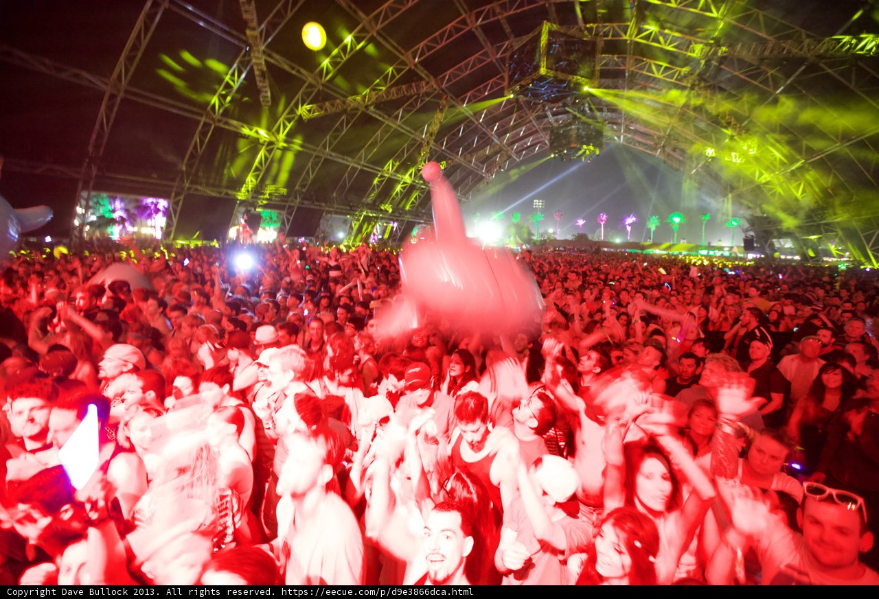 Balloon fun at Coachella