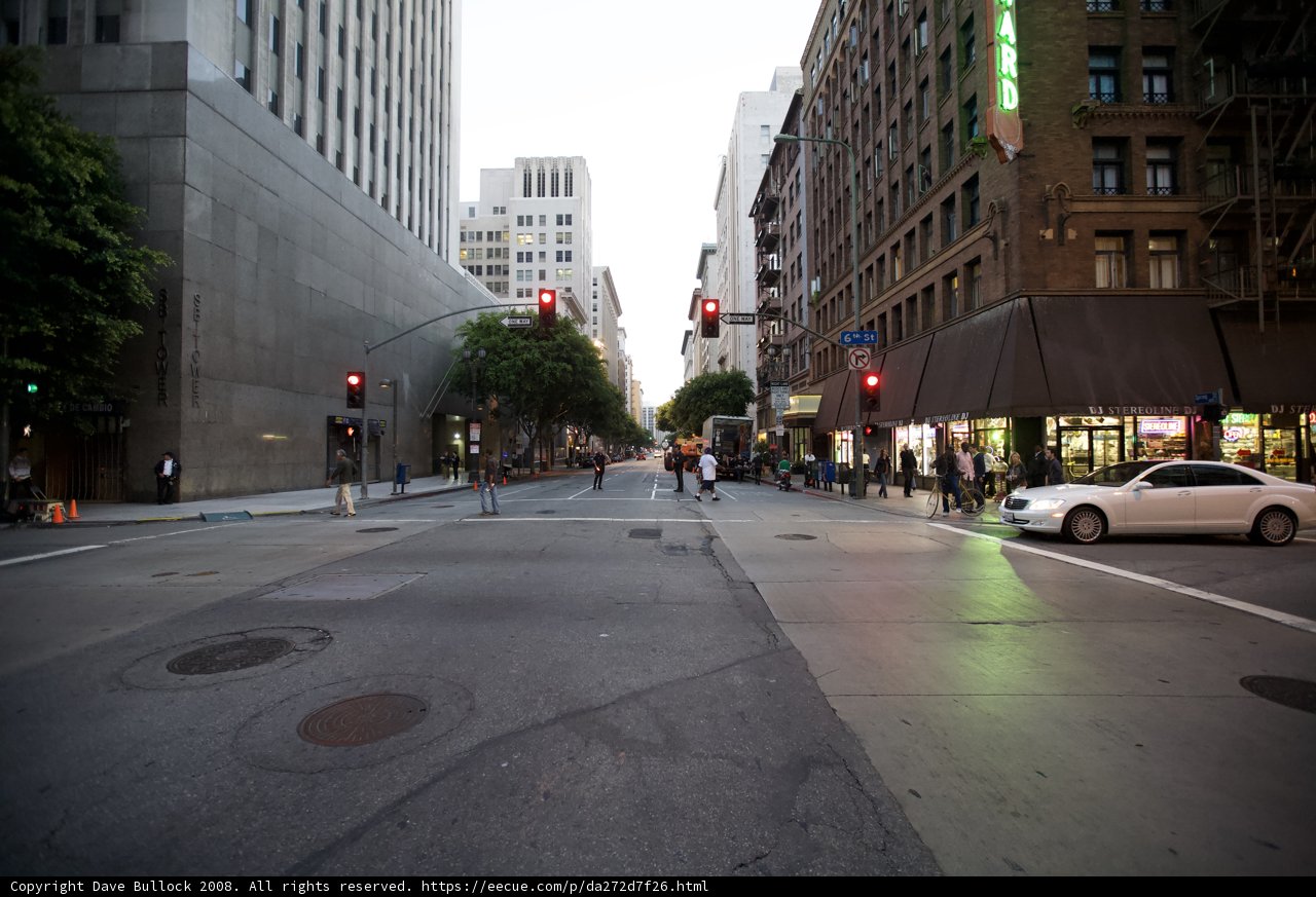 The Busy Metropolis Street