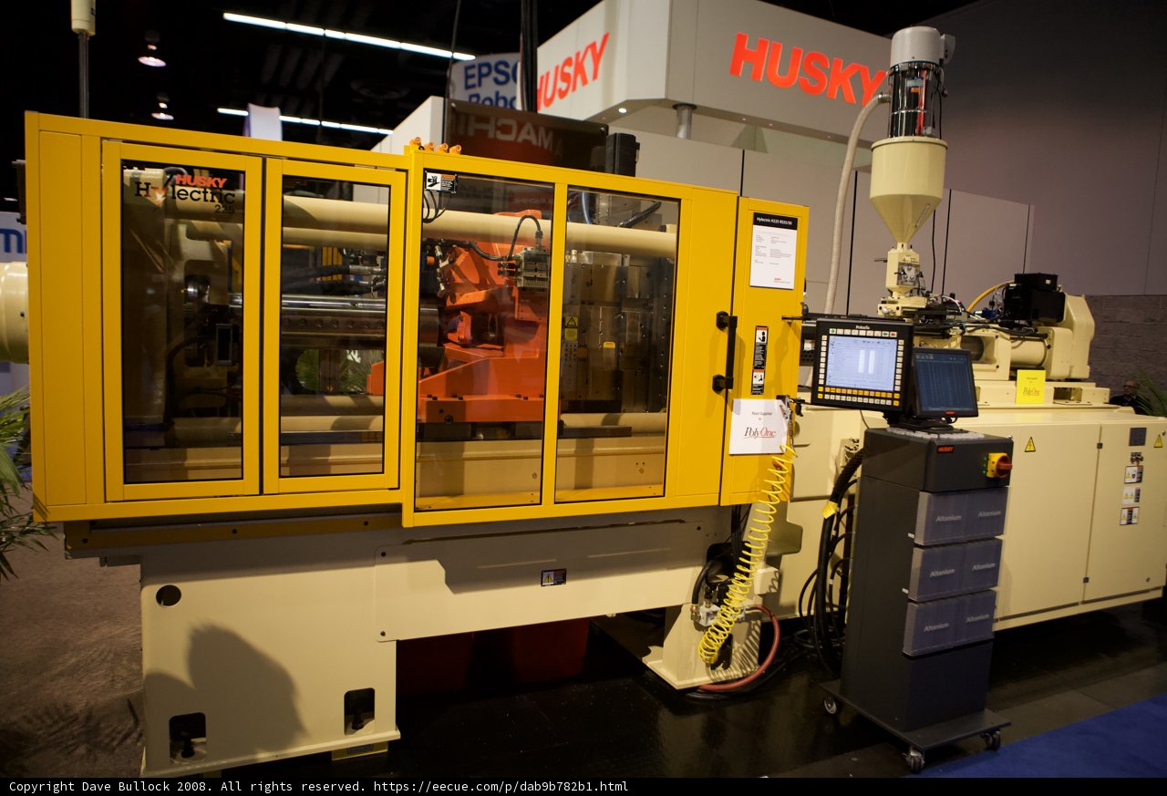 The Manufacturing Machine at the 2008 Robot Automation Show