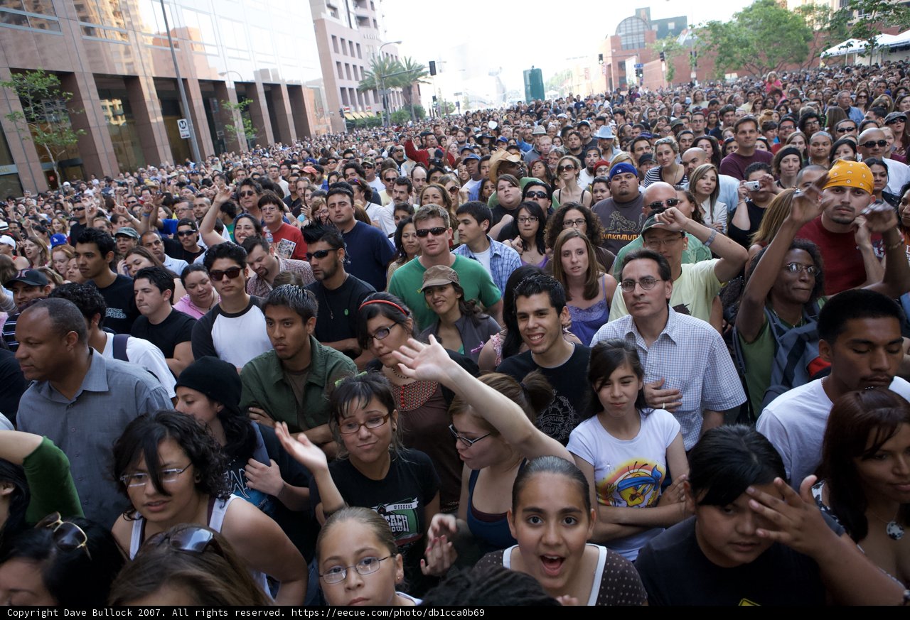 City Crowd Goes Wild for Ozomatli Performance