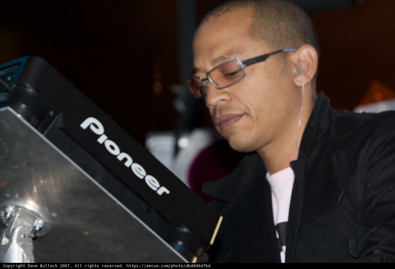 LTJ Bukem: The Sharp-Dressed DJ
