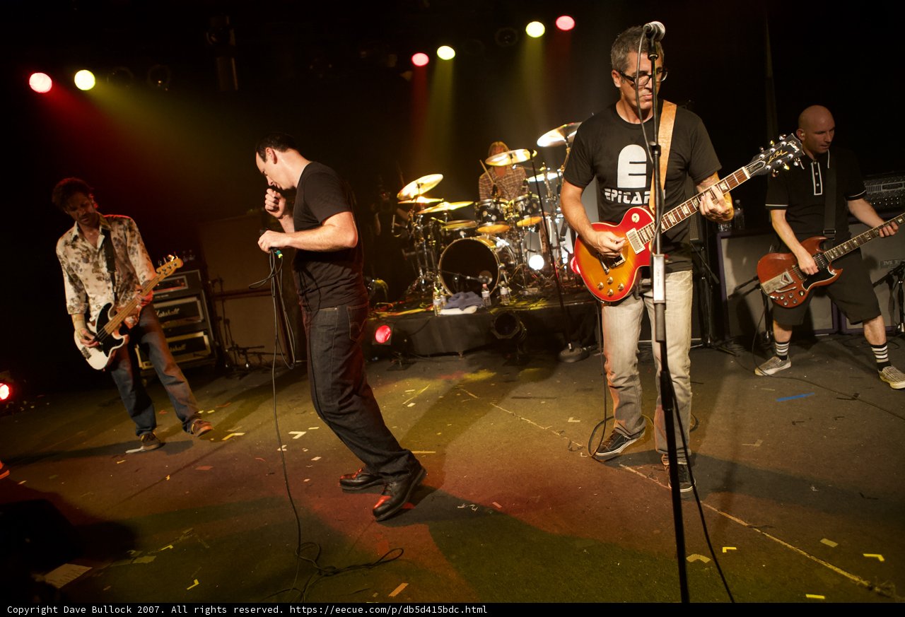 Bad Religion Rocks the Glasshouse