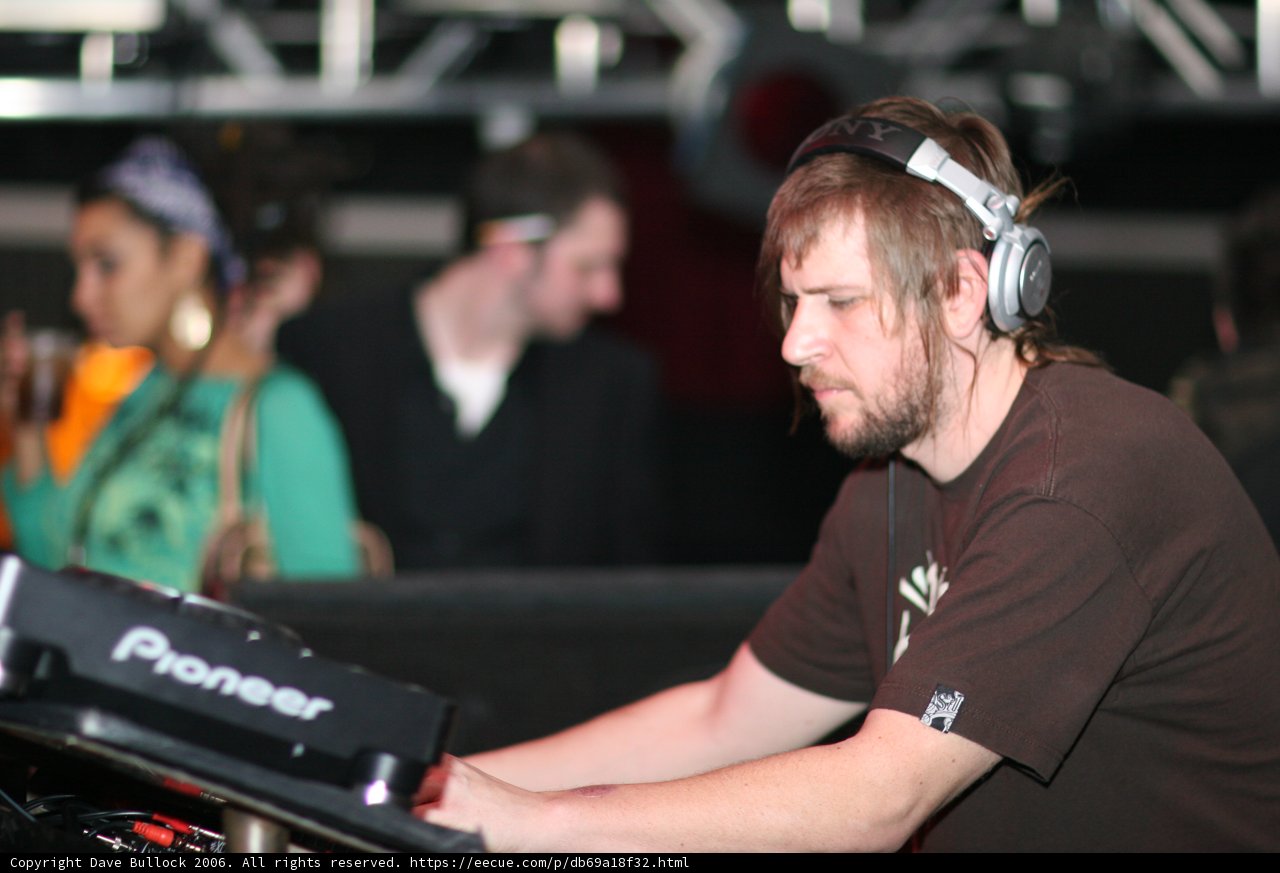 DJ Brian H Entertains the Crowd with His Turntable Skills