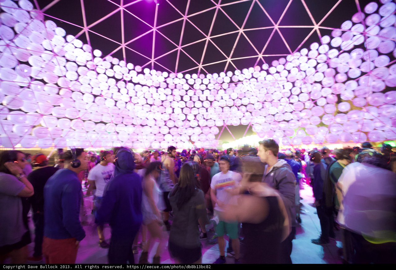 Nightclub Vibes in the Urban Outdoors