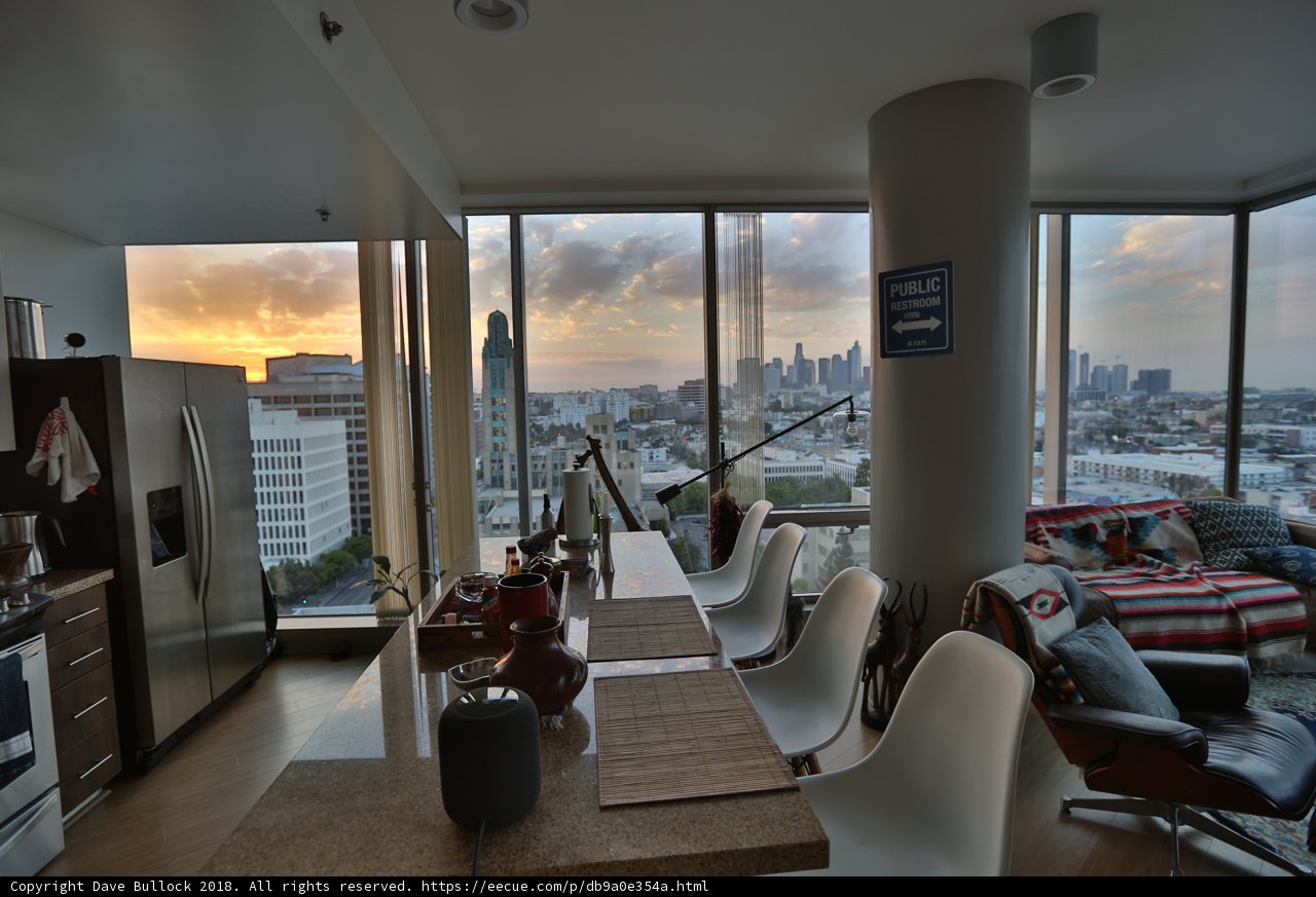Penthouse Cityscape View