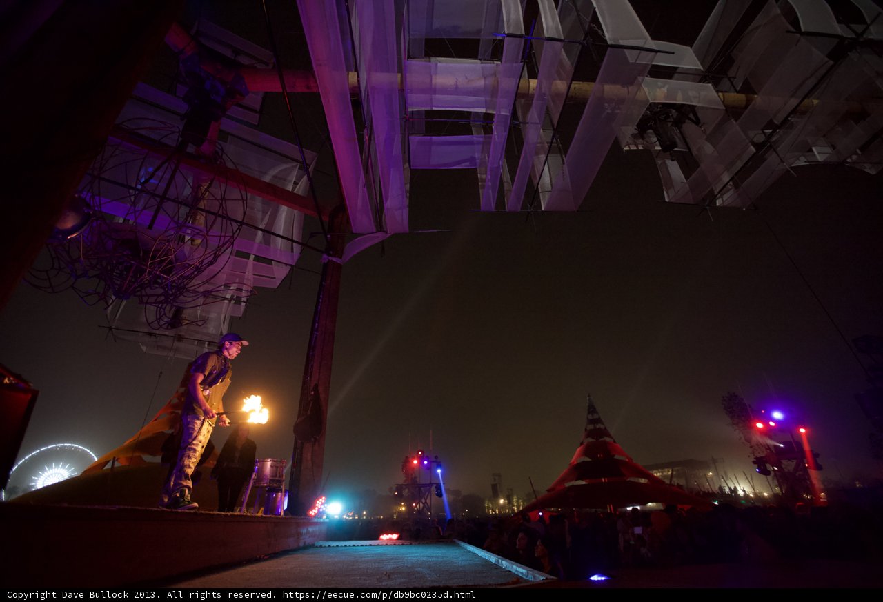 Michael Phelps lights up Coachella with fire performance