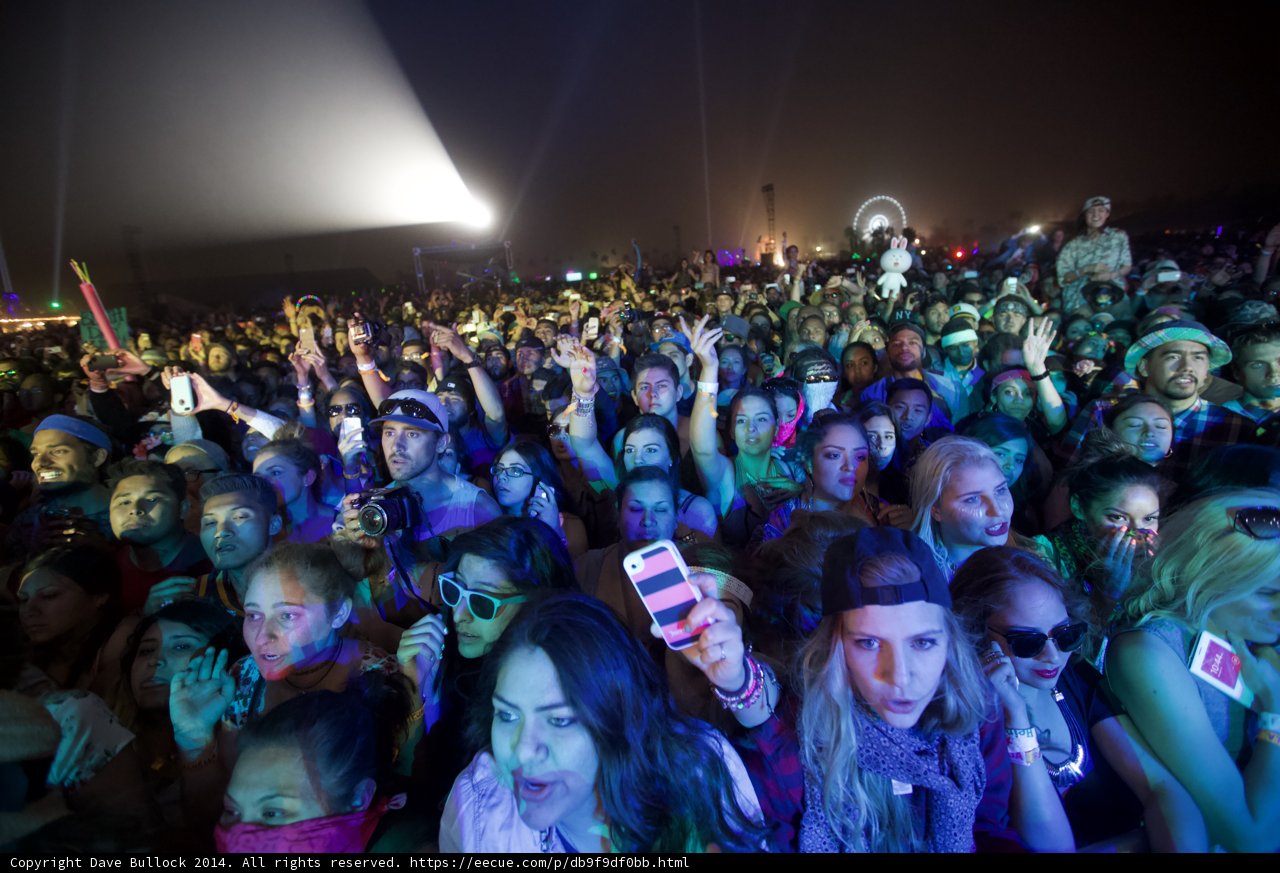 Phones Up, Lights Out