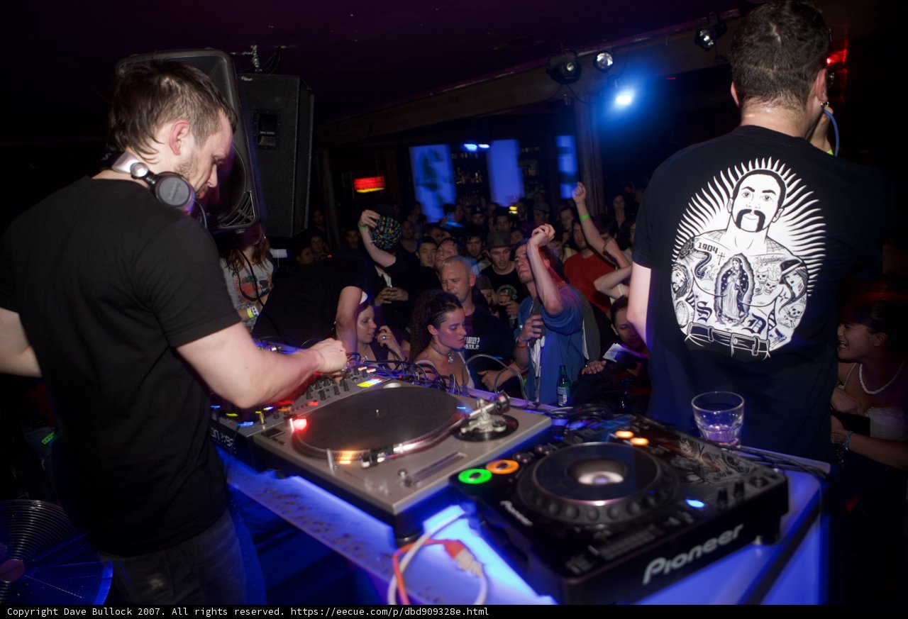 Nightclub Music Duo Delights Crowd