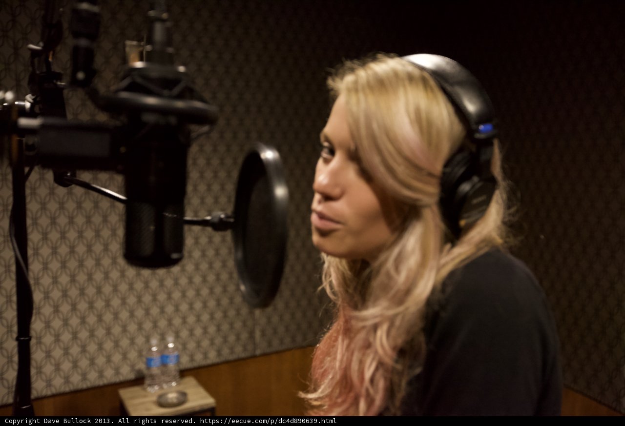 Studio Session with Juliana Didone