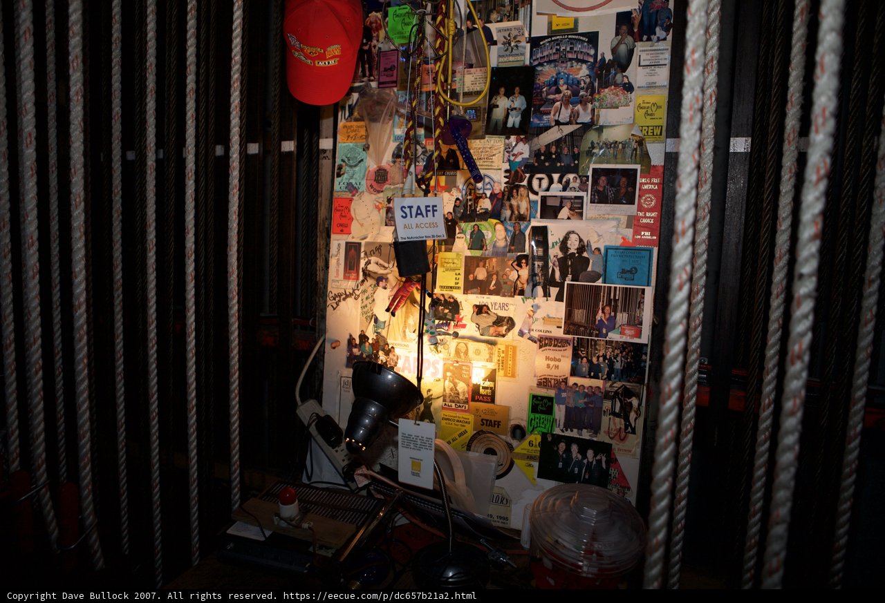 Memory-filled Wall