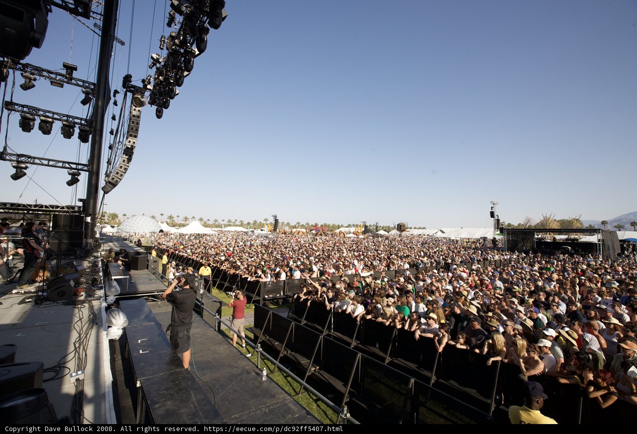 Coachella Crowd Cheers on Takaharu Furukawa, Deborah Herold, and Neil Grayston