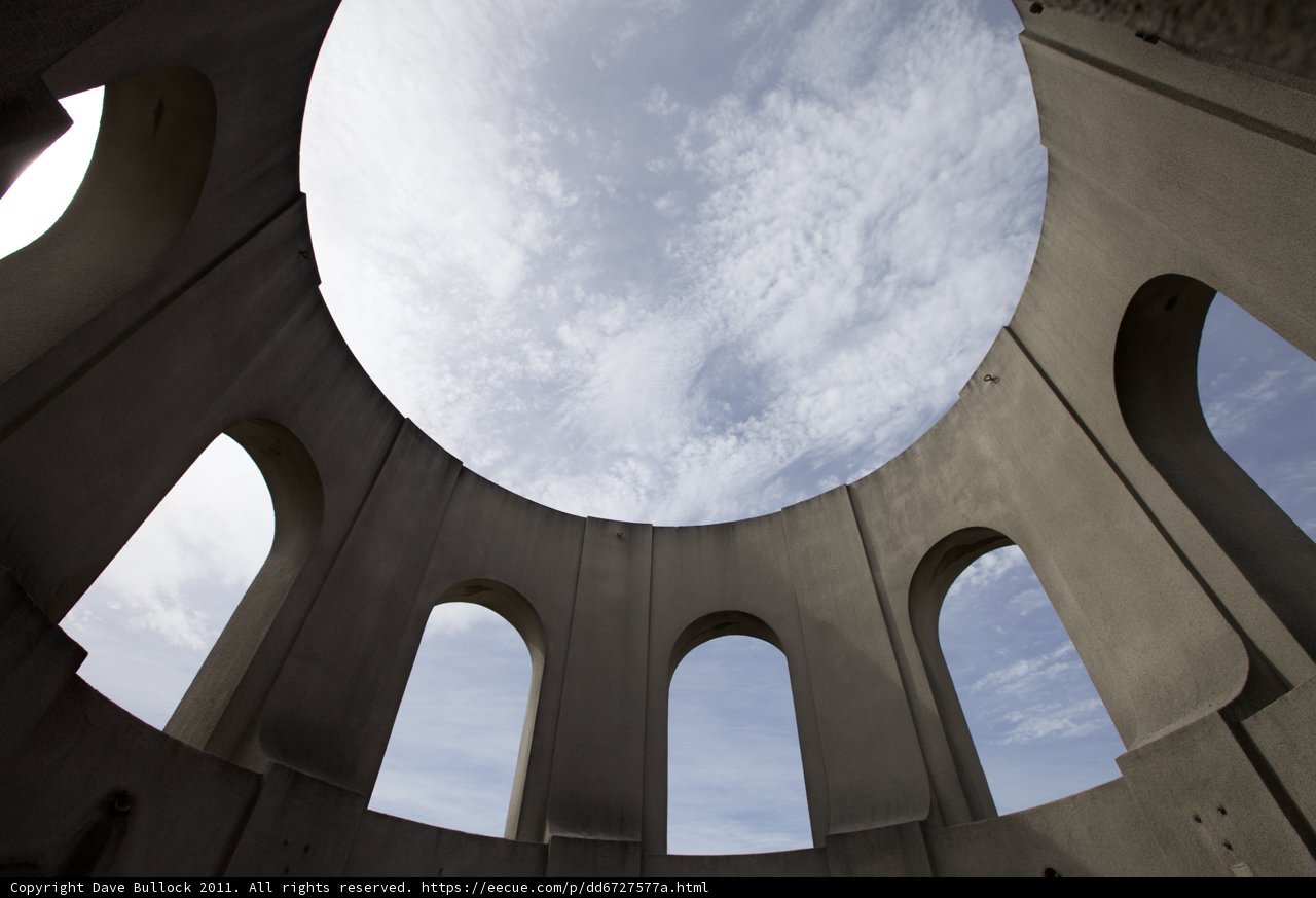 The Circular Skylight Room