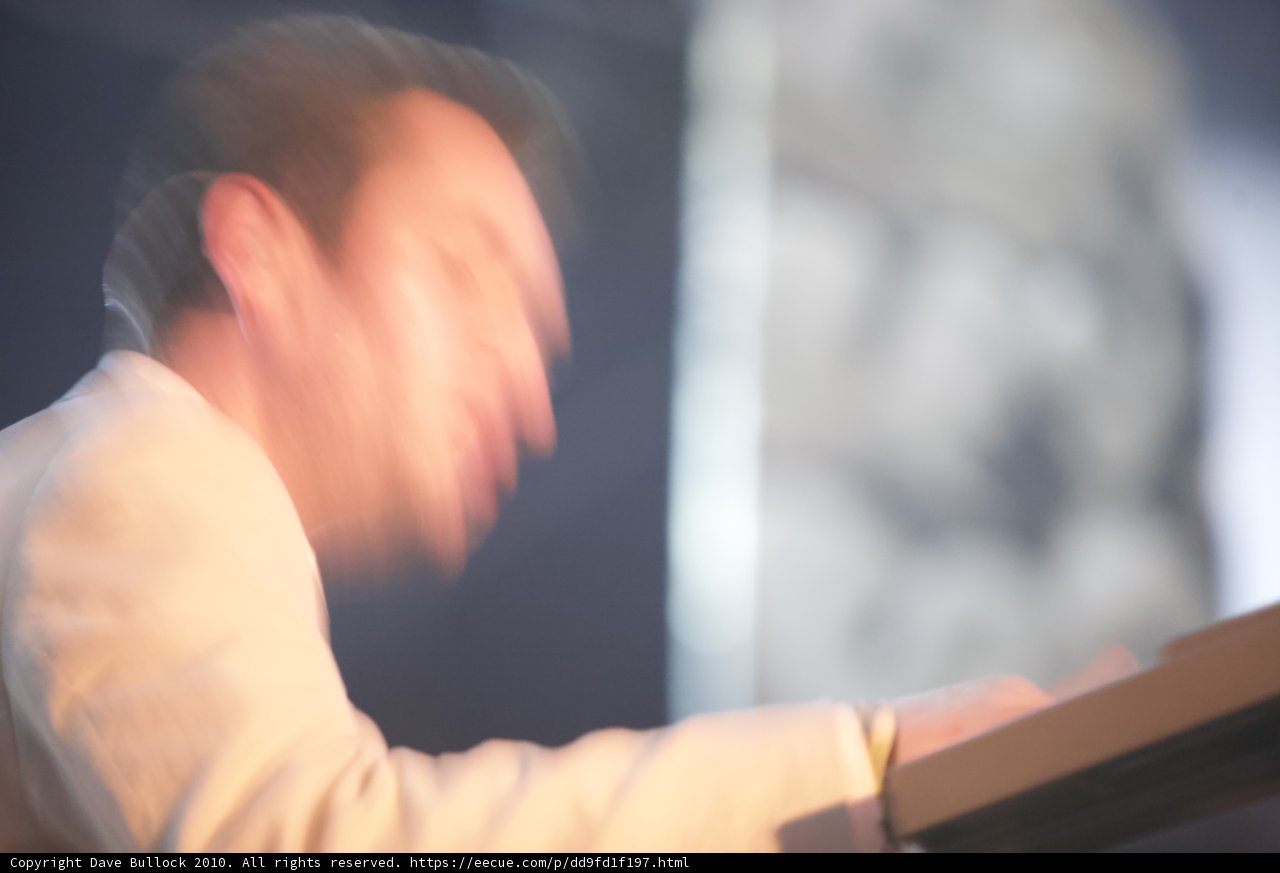 Blurry Keyboard Player