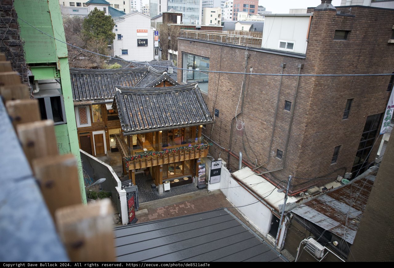 Korean Architecture: The Fusion of Tradition and Modernity