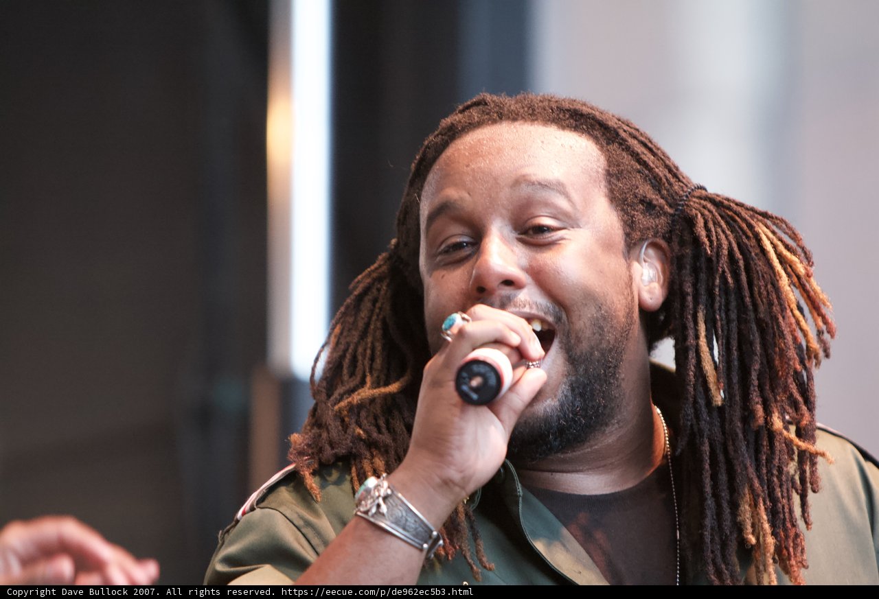 Solo Performance by Entertainer with Dreadlocks