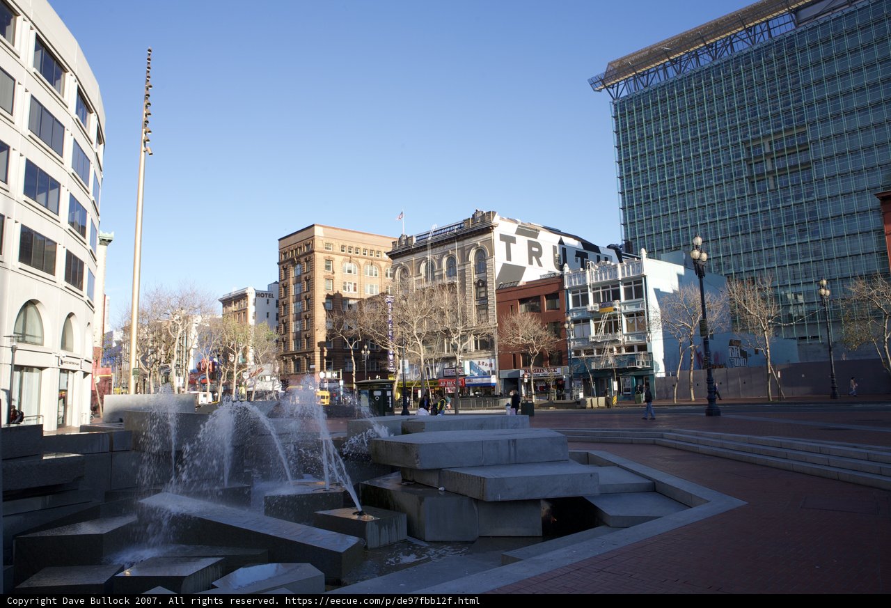 Civic Center Fountain at Metropolis