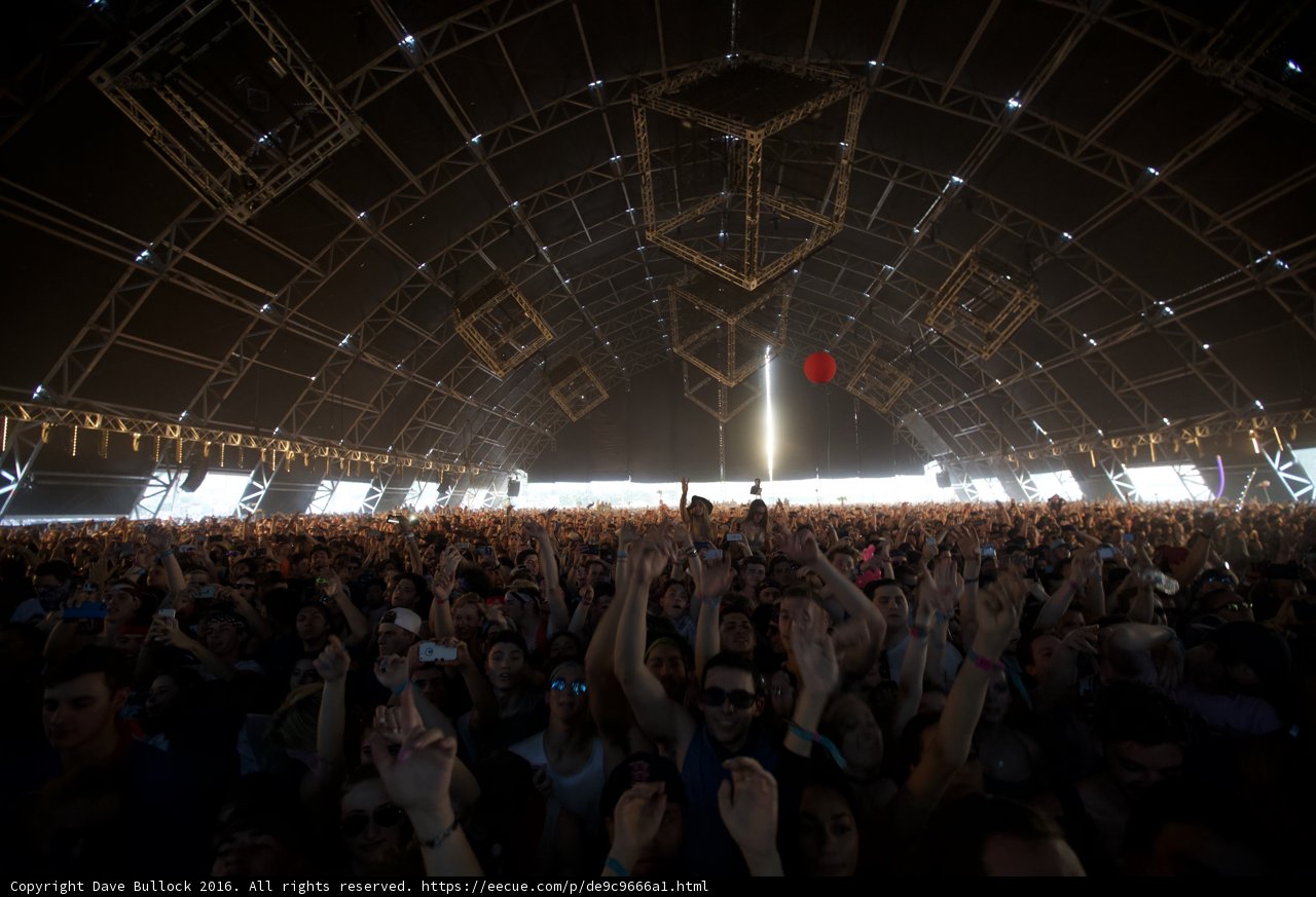 Hands Up for the Music