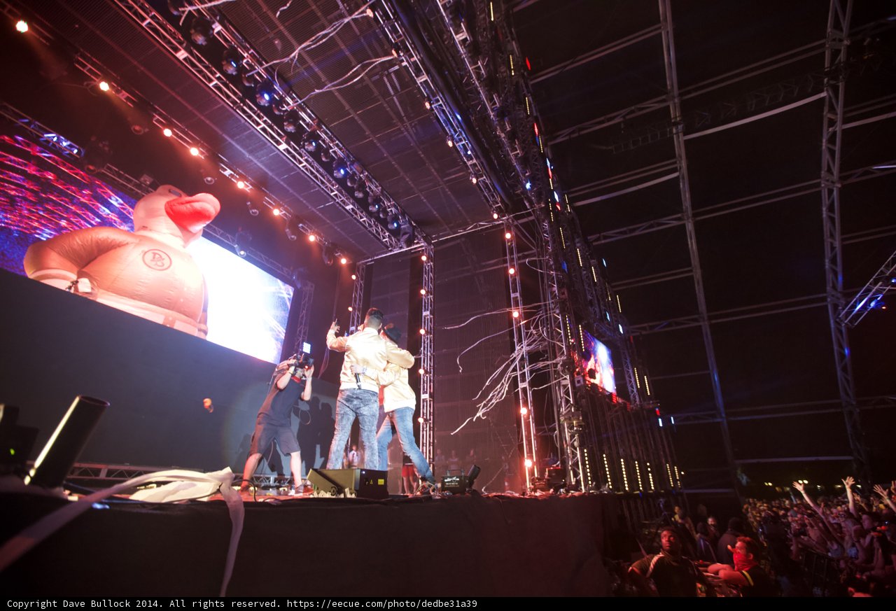 Rockin' the Stage