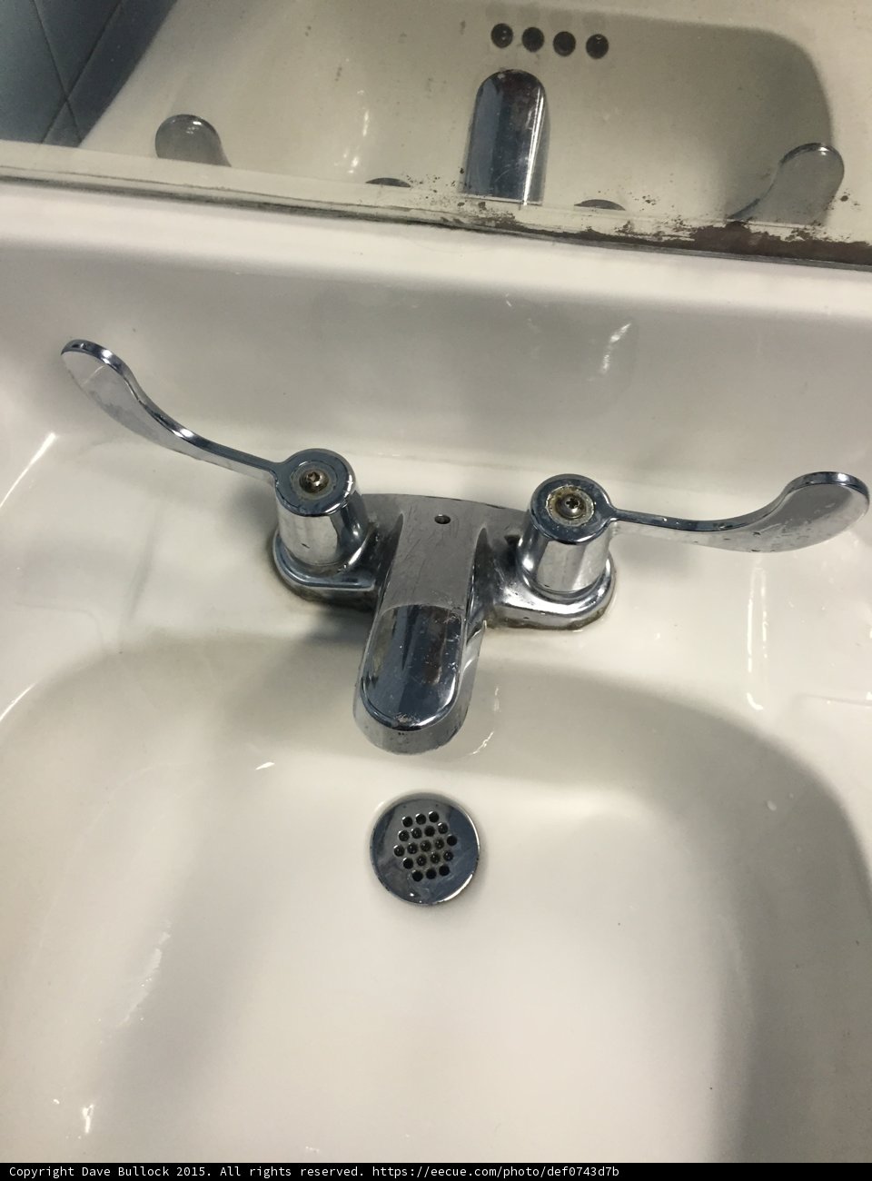 Retro Bathroom Sink at Austin Motel