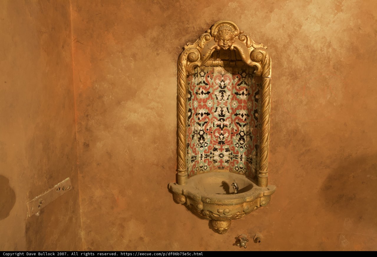 A Decorative Bathroom