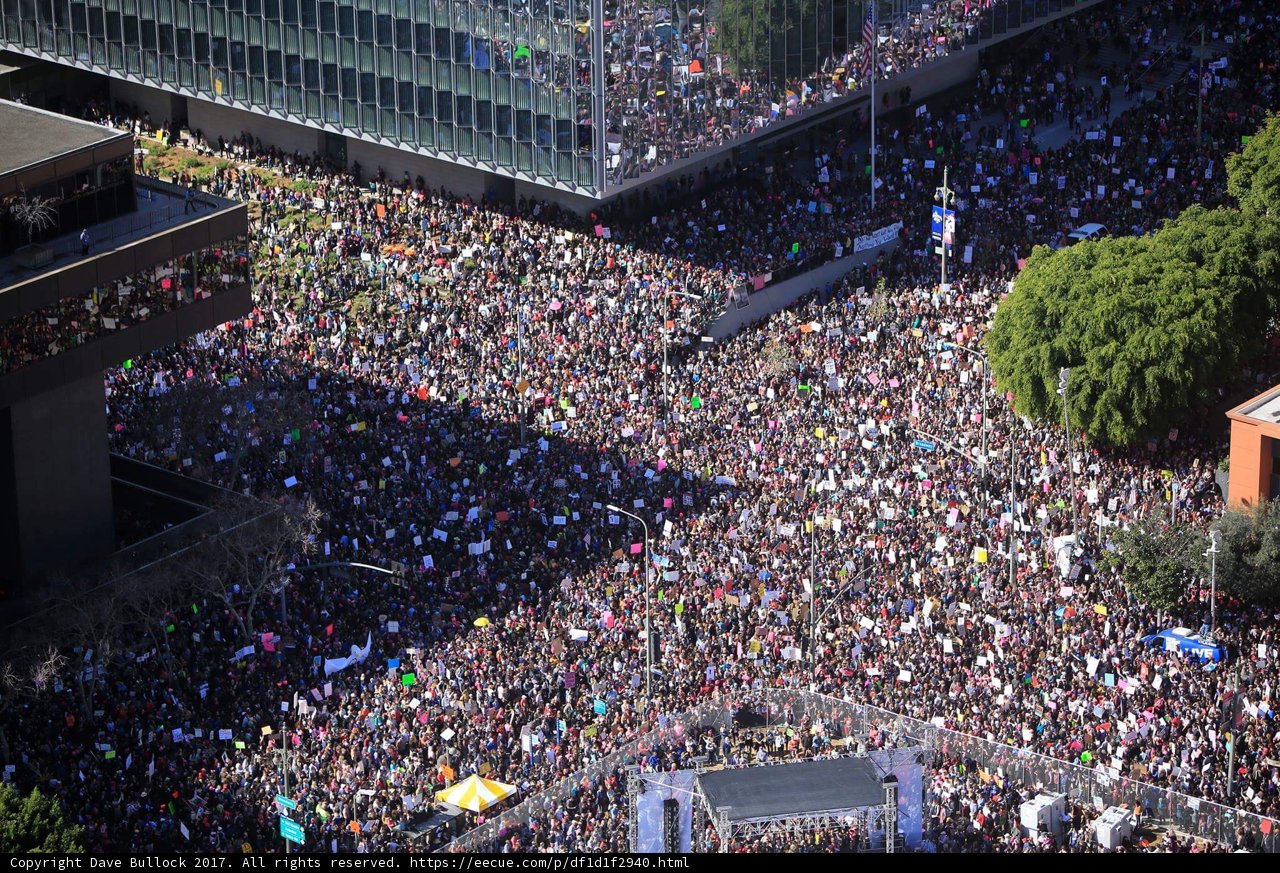 Massive Crowd Gathers for Outdoor Concert
