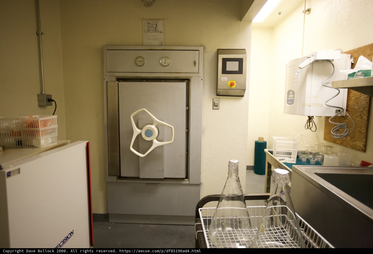Small Room with Essential Appliances