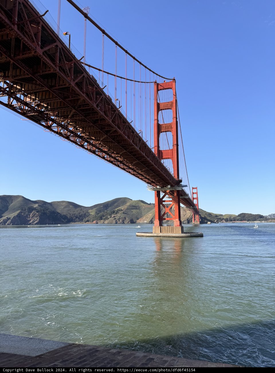 Majestic Golden Gate Bridge
