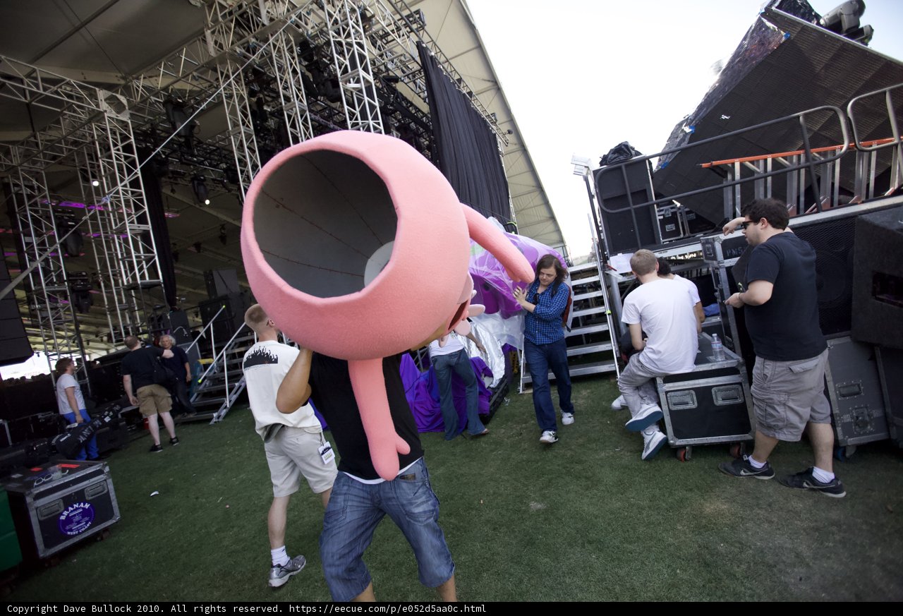 The Pink Balloon Man Takes Over the Stage