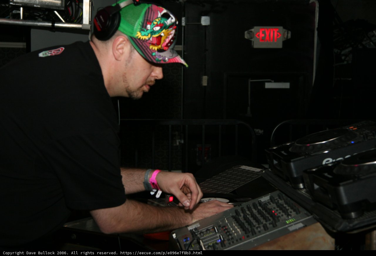 The Deejay's Groove