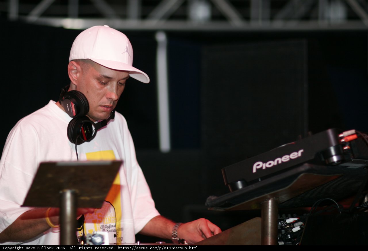 The Deejay Sporting a Clean Look