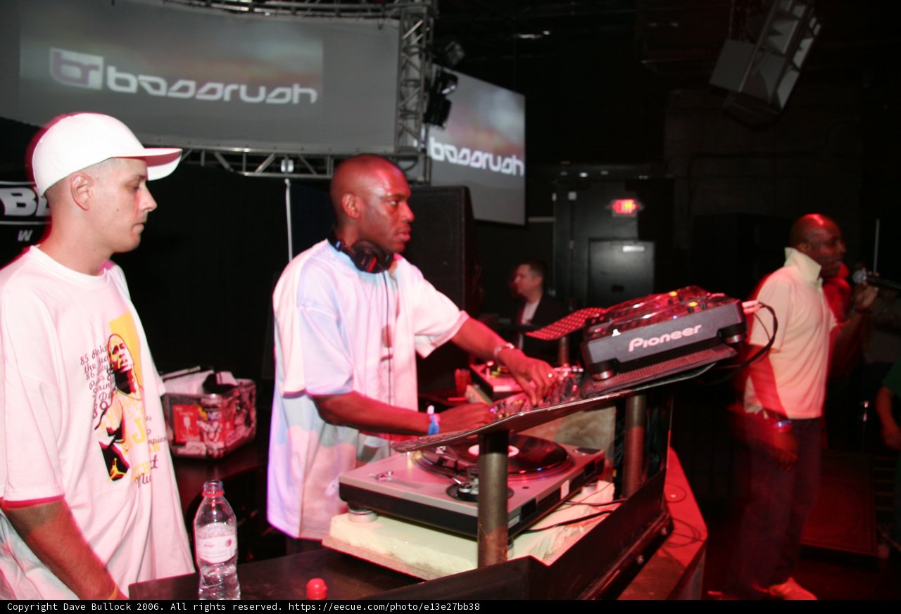 Deejay Duo at Club Respect in 2006