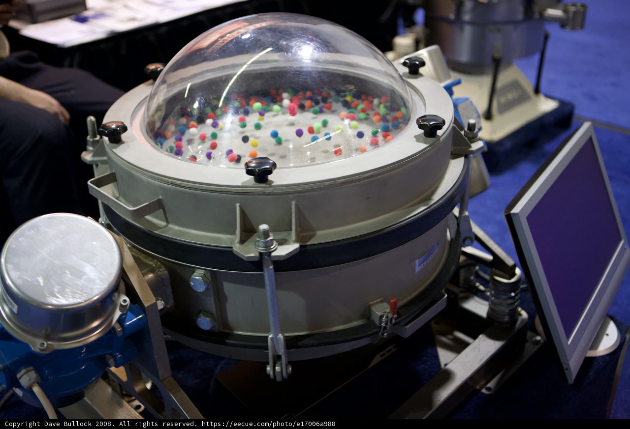 Cutting-Edge Monitor Display at the 2008 Robot Automation Show