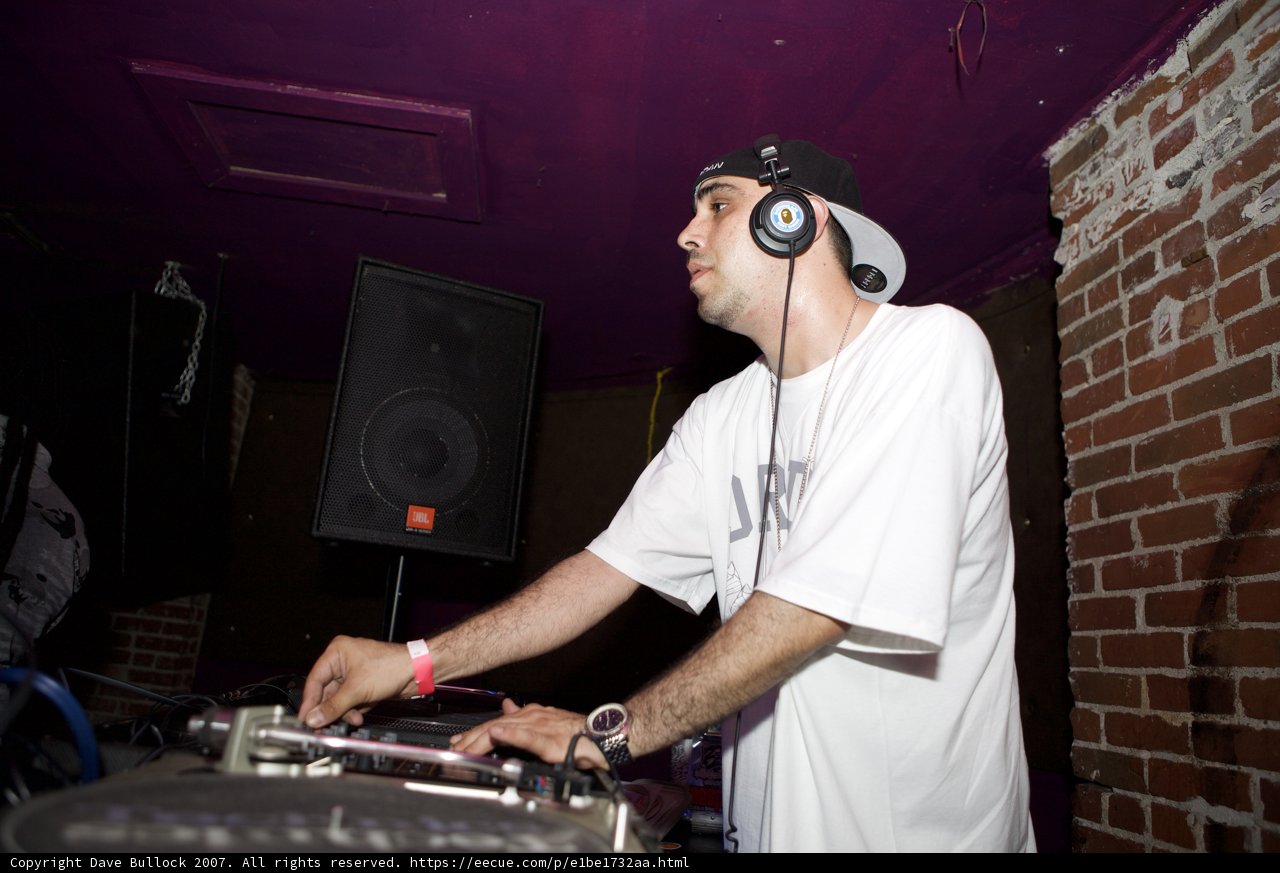 DJ Eric S Rocks the Turntables