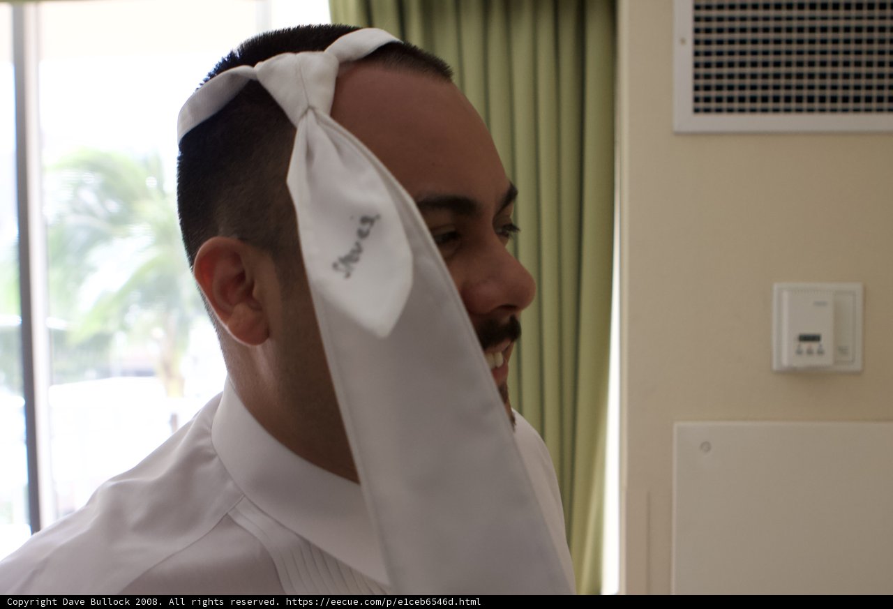 The White Shirted Gentleman
