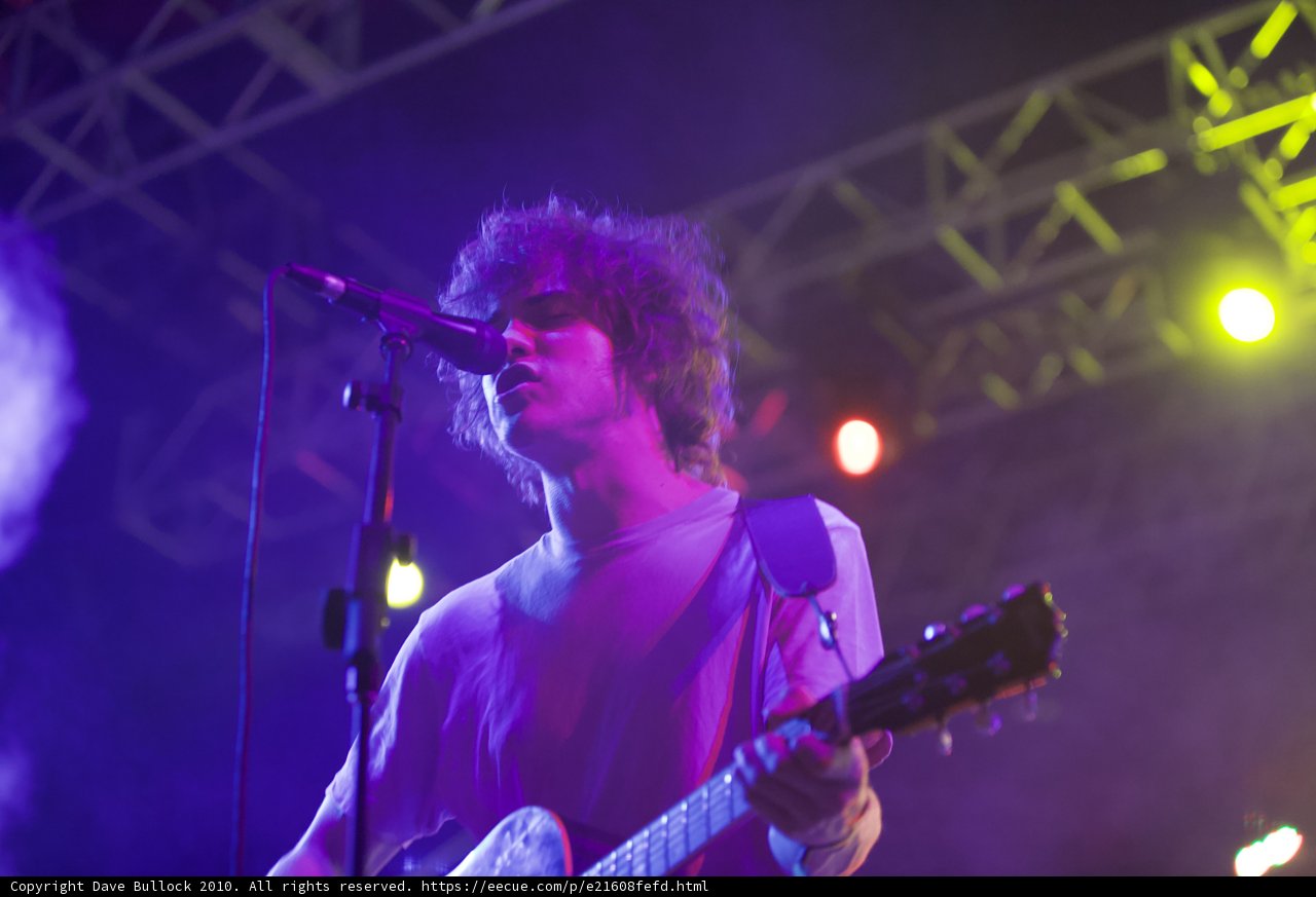 Andrew VanWyngarden rocks Coachella