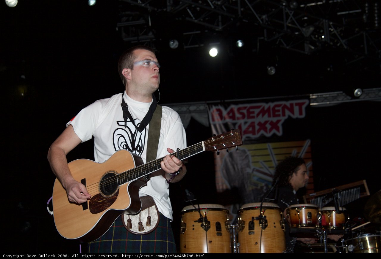 Kilted Guitarist Serenades the Crowd