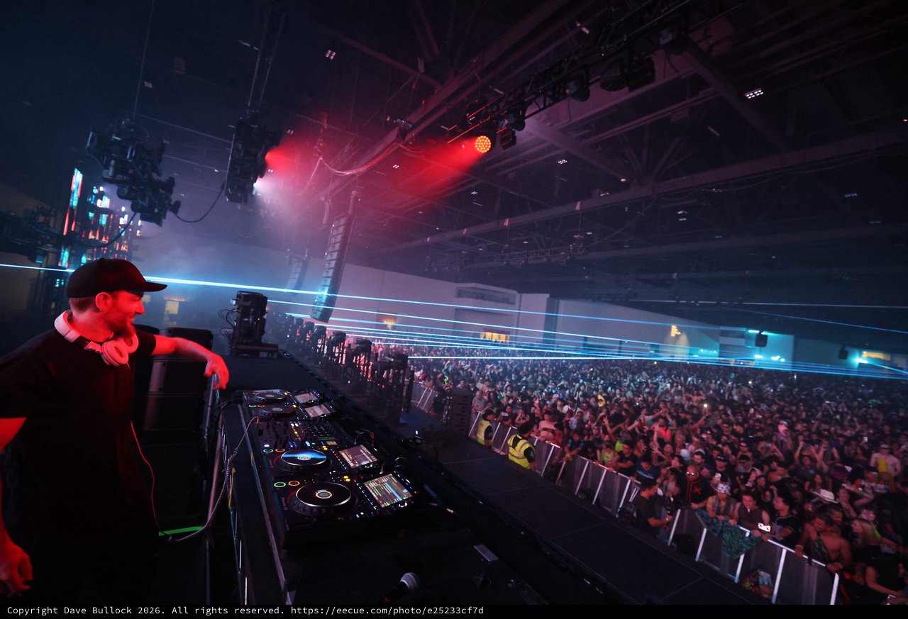 DJ Commands Massive Crowd at Wobbleland 2026