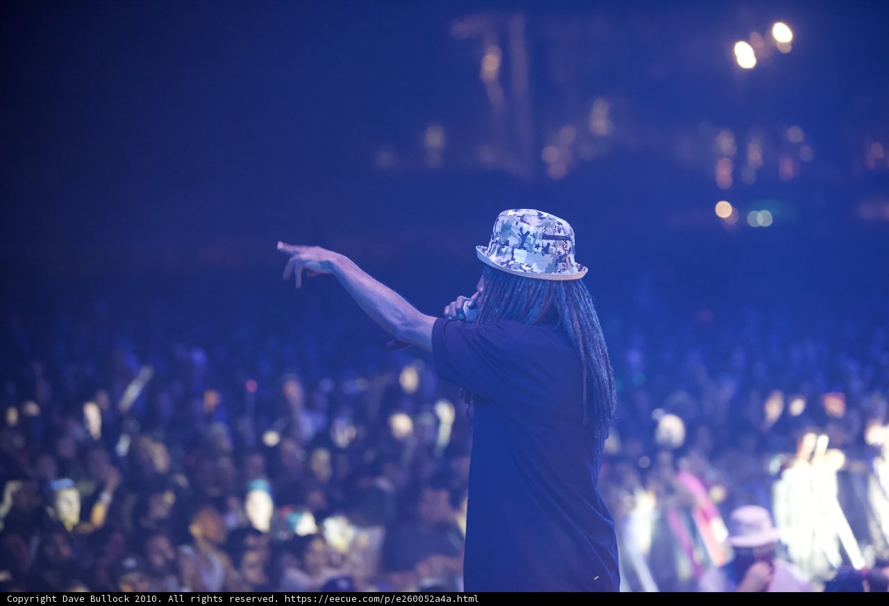 Solo Performance under the Night Club Lighting