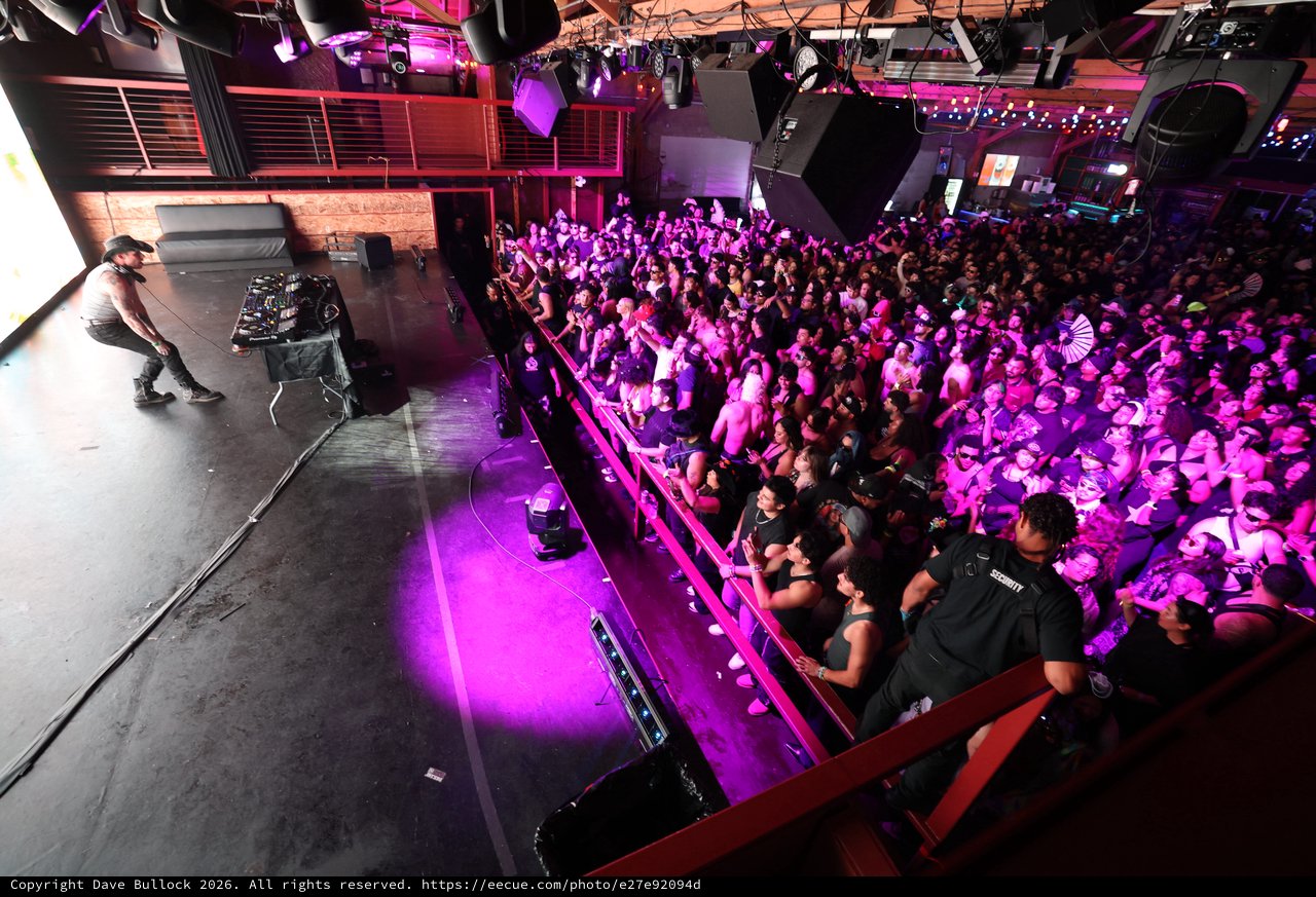 DJ Ignites Packed Crowd at Wobbleland 2026
