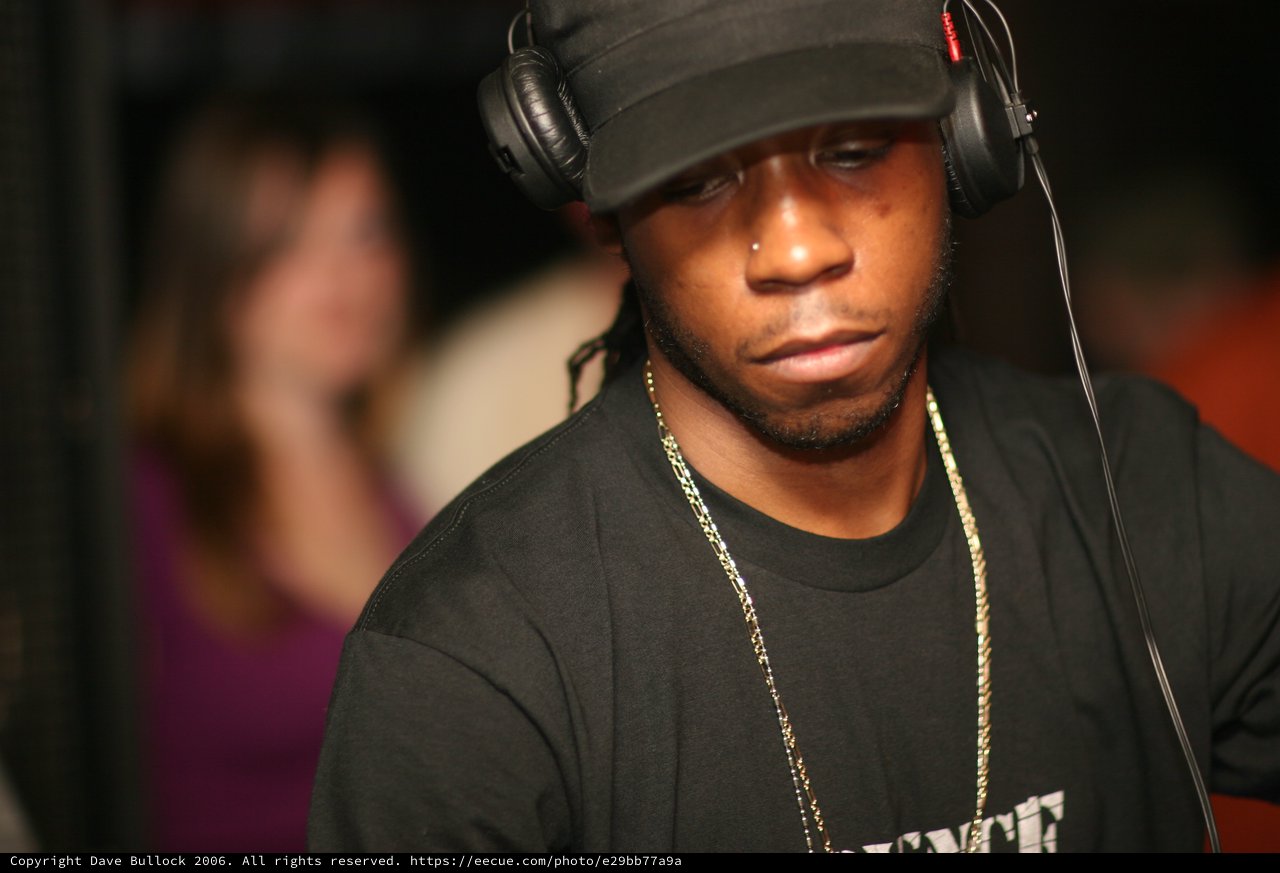 DJ in Focus: Headphones and Gold Chain Night