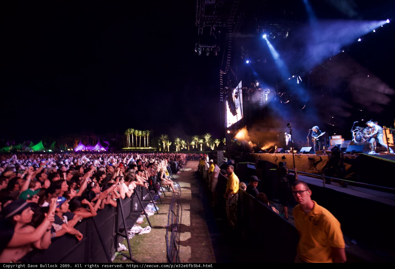 Coachella 2009: A Thrilling Night Under the Stars