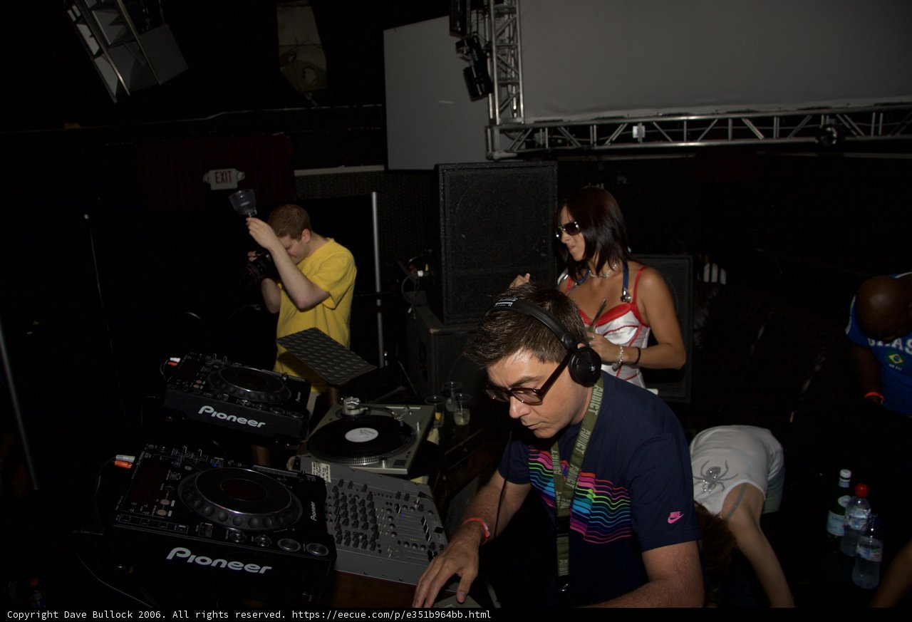 Party-goers enjoy Funktion London Electricity Disk 1