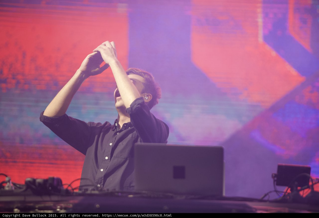 Flume Prayer Pose Red Pink Visuals