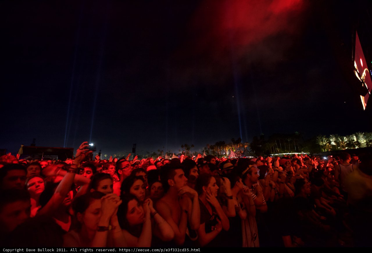Red Hot Crowd at Coachella 2011