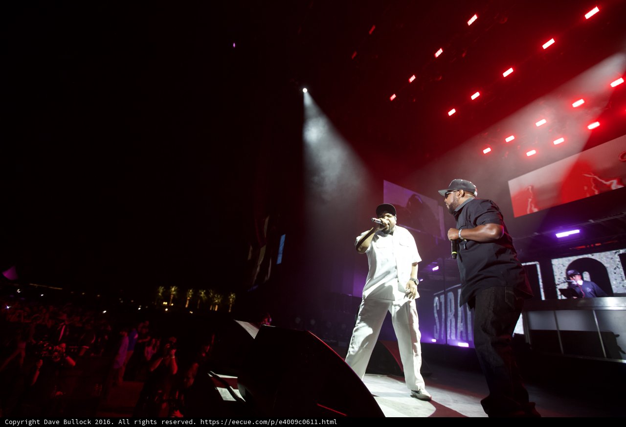 Ice Cube Rocks the Stage