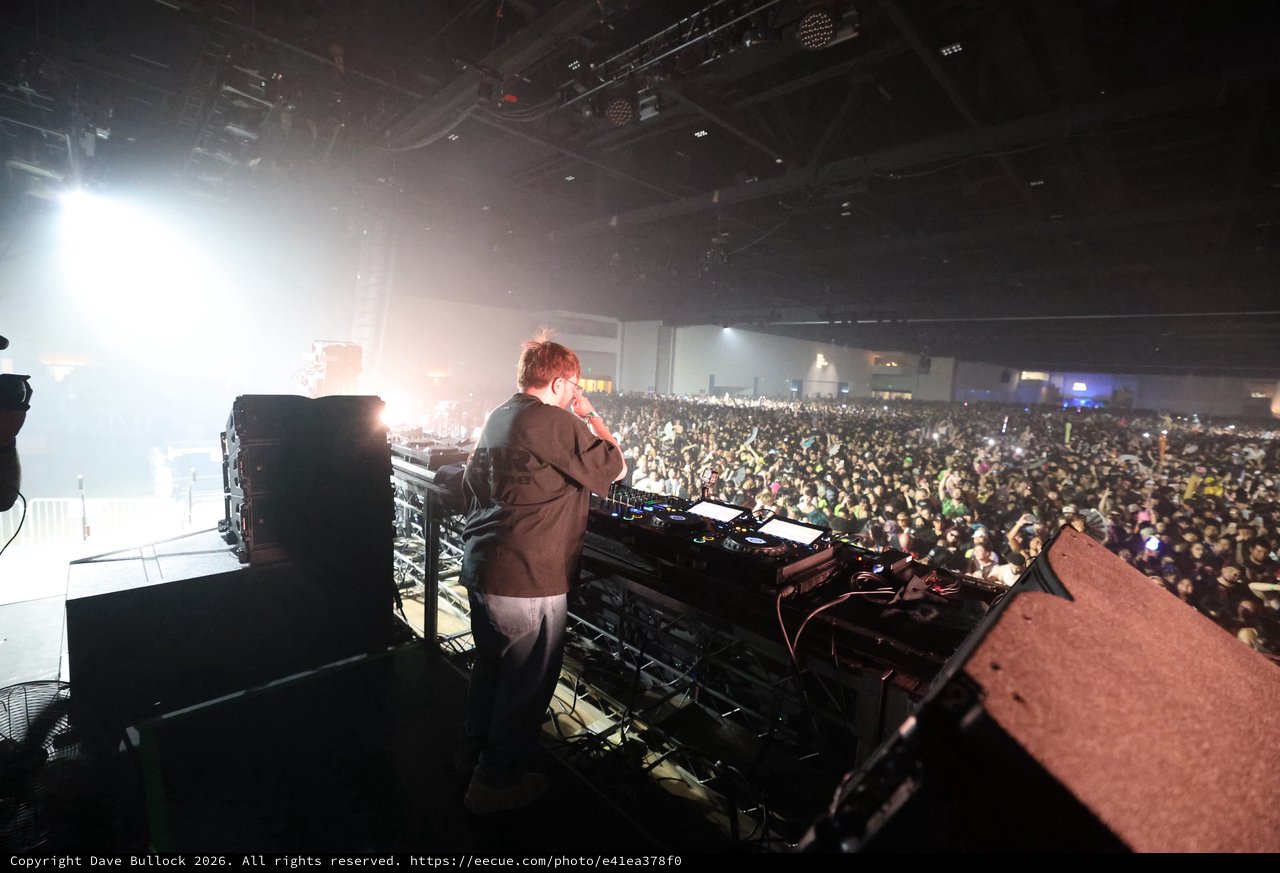 DJ Commands Massive Crowd at Wobbleland Festival 2026