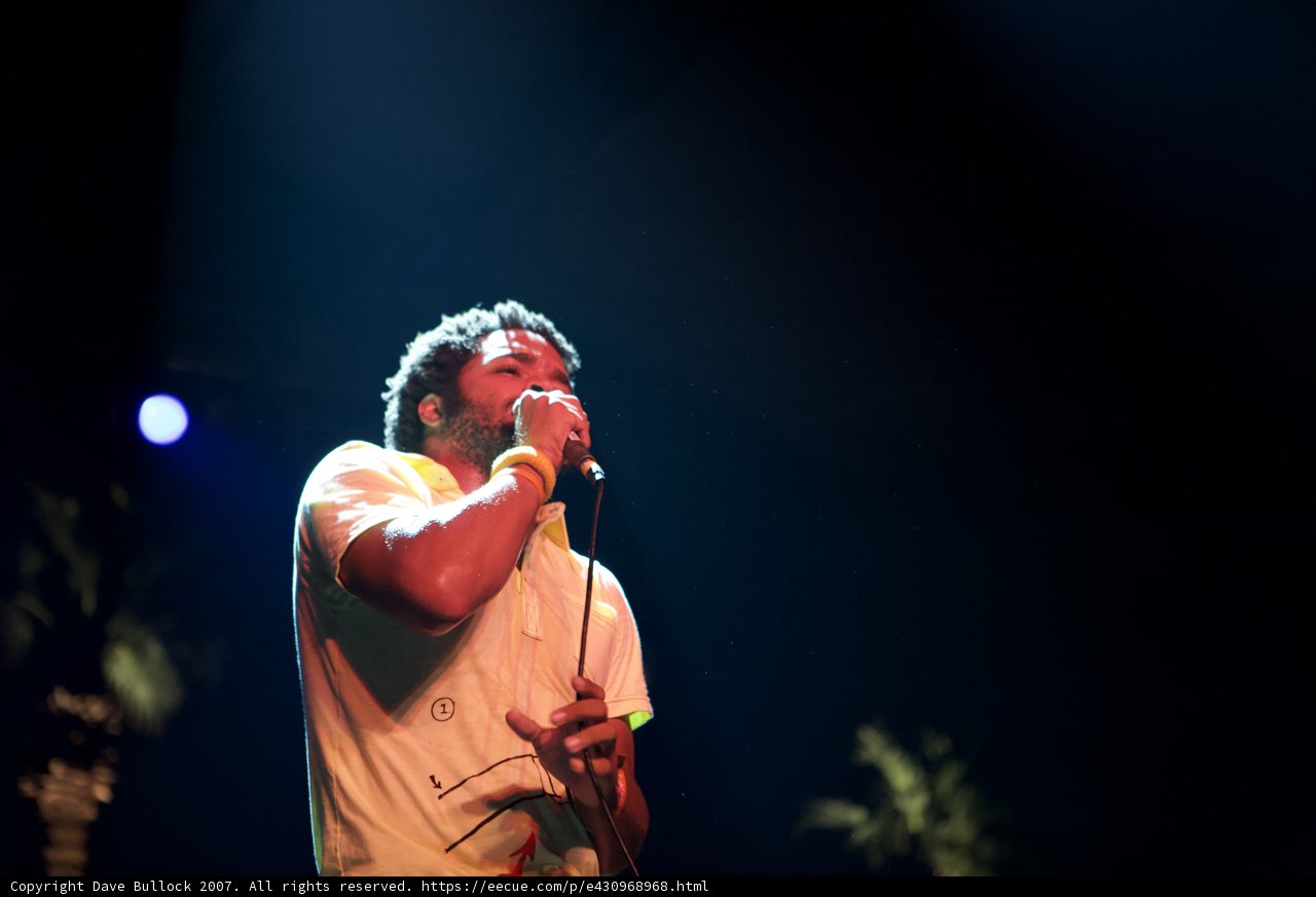 Yellow-Shirted Entertainer Performs Solo on Coachella Friday